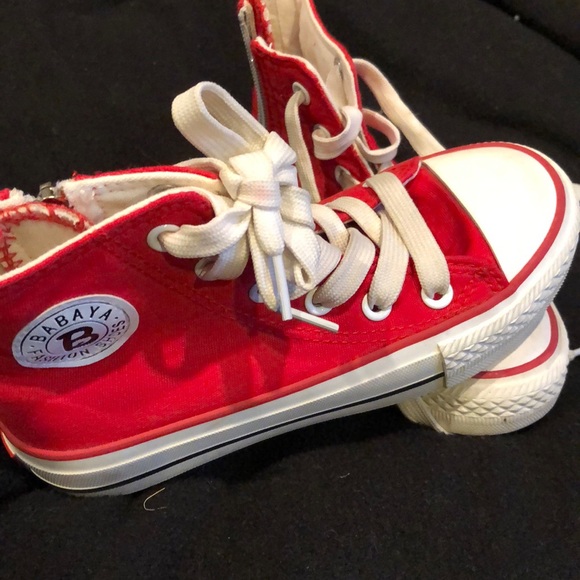 Red high tops - Picture 2 of 4